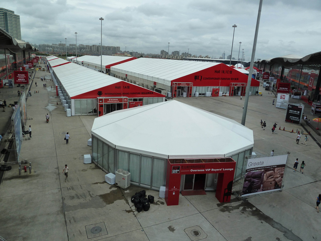 Il produttore cinese fornisce un grande evento all'aperto per tende da esposizione all'aperto. Grande tenda per fiere in materiale con telaio in alluminio PCV in vendita