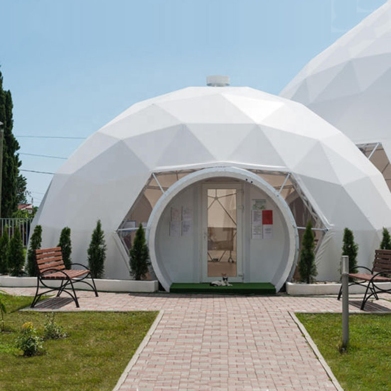 Tenda a cupola di lusso con porta in vetro per eventi all'aperto Elegante tendone per feste economico e di alta qualità in vendita