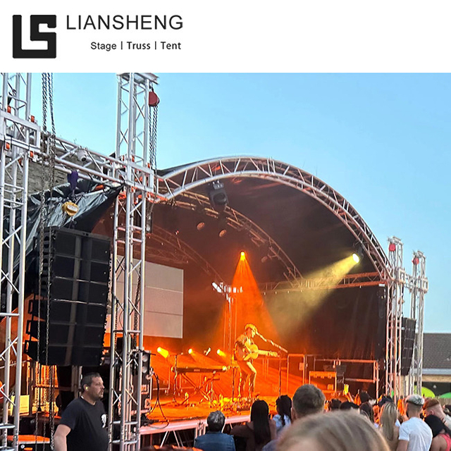Tenda per eventi all'aperto in alluminio, palco per concerti, piattaforma rialzata, design, supporto per esposizione con capriata, palco per tetto