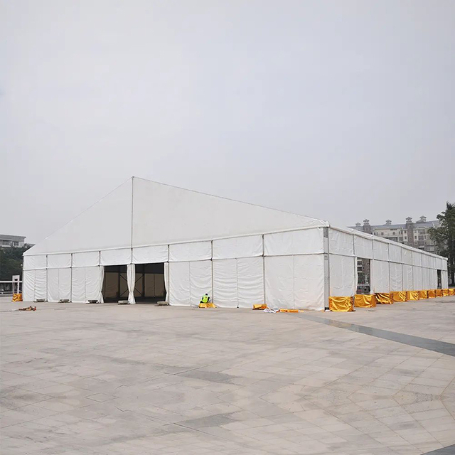 Tenda all'ingrosso antivento con telaio in alluminio in vendita