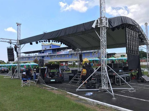 Luci e altoparlanti Sistema di tralicci per torri di sollevamento