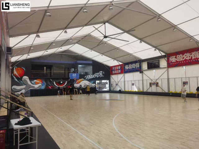 Tenda sportiva poligonale in lega di alluminio per eventi su larga scala, stadi, piscine e competizioni