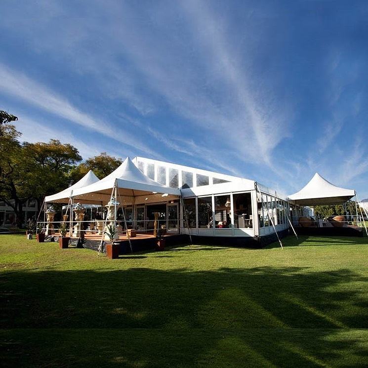 Tenda per feste ignifuga in vetro con struttura in alluminio antivento Tenda resistente per pareti laterali solide per eventi bianchi all'ingrosso