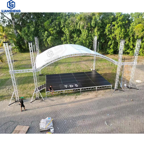 Palcoscenico per concerti all'aperto con traliccio di sollevamento personalizzato