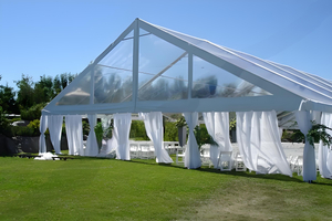Tenda per feste di dimensioni personalizzate Tenda per eventi facile da montare Tenda per matrimoni con struttura in alluminio a portata lunga con rivestimento del tetto