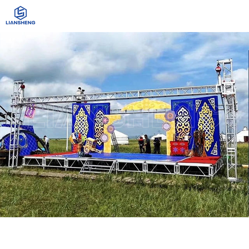 Sistema di tetto con capriata in alluminio con schermo a led per esterni, illuminazione per eventi, bullone con rubinetto