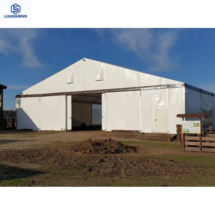 Tende in alluminio modulari resistenti e impermeabili 20x50 m per struttura di magazzino